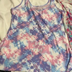 2 XL tank tops